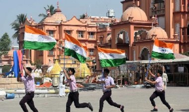 जनतंत्र जनसेवा की आदर्श व्यवस्था है