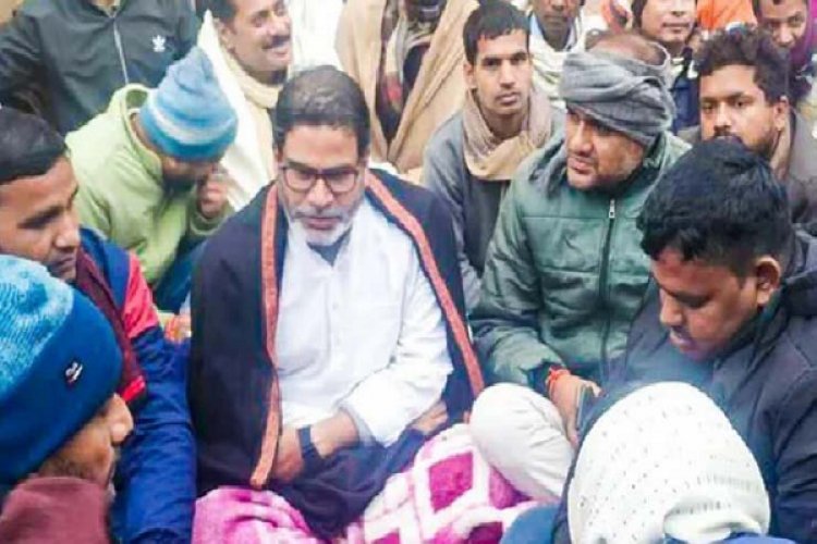 अनशन पर बैठे प्रशांत किशोर को पुलिस ने हिरासत में लिया, समर्थकों के साथ हुई झड़प