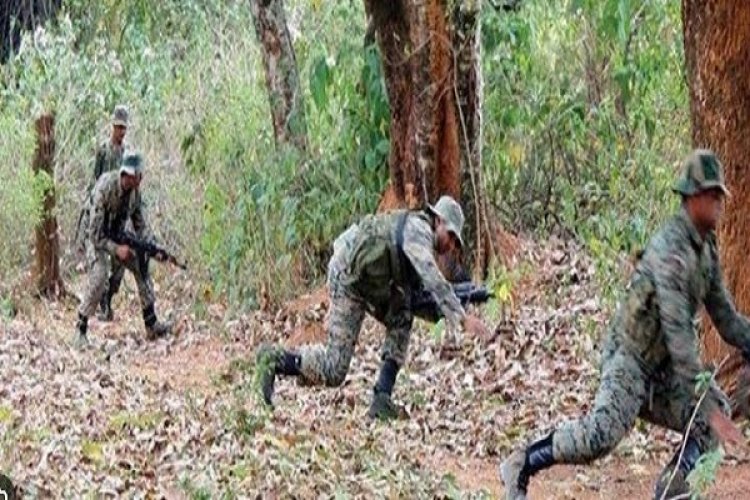 सुकमा में सुरक्षा बलों की नक्सलियों के साथ मुठभेड़, रुक-रुक कर की जा रही गोलीबारी