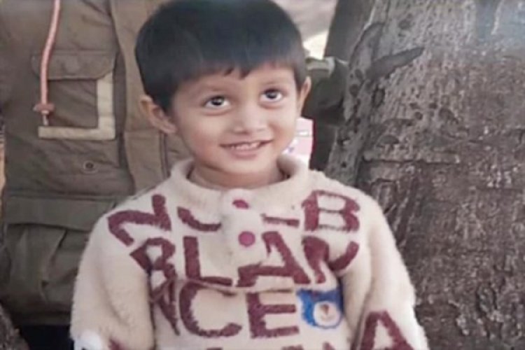खौलते तेल में गिरे 2 साल के मासूम की दर्दनाक मौत, पिता की आंखों के सामने हुआ दुखद हादसा