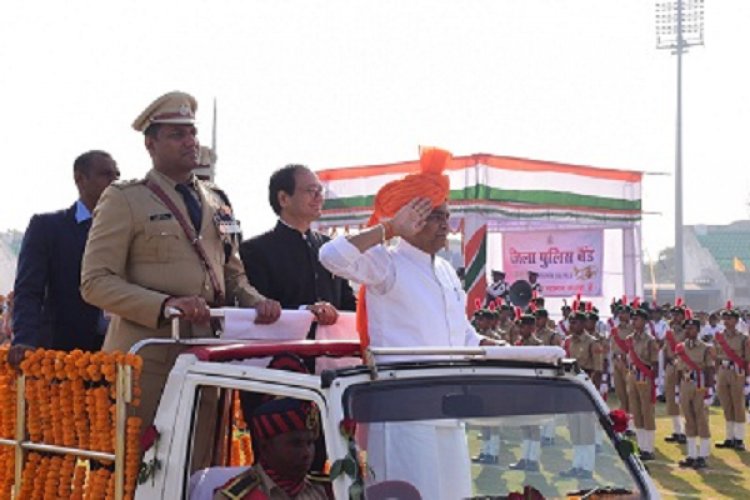 राजनांदगांव जिले में अपूर्व उत्साह एवं हर्षोल्लास के साथ मनाया गया गणतंत्र दिवस