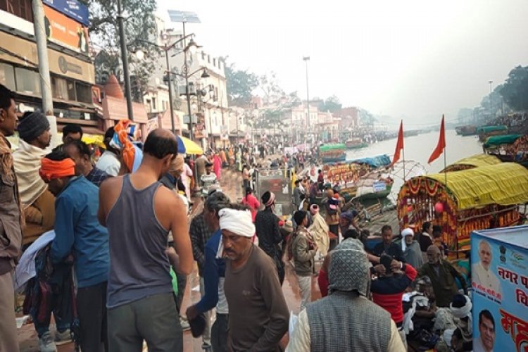 महाकुंभ में जाने वालों के लिए एमपी-यूपी की बार्डर पर सामान्य हुए हालात, चित्रकूट में बढ़ी श्रद्धालुओं की संख्या