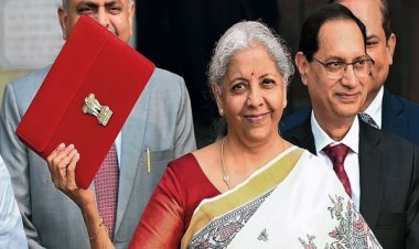 लोकसभा में पेश हुआ नया आयकर बिल, जानें क्या बदलेगा...