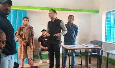 पंचायत चुनाव: पहले चरण का मतदान जारी, सीईओ ने किया केंद्रों का निरिक्षण