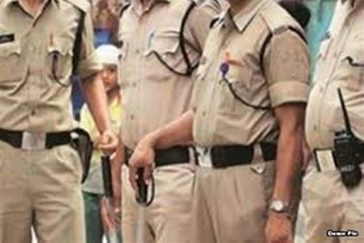 इंदौर में 400 दिन शिकायत दबाकर बैठा रहा पुलिस हवलदार, सिपाही बनाया
