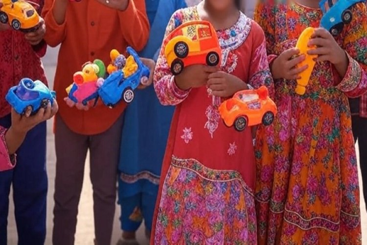 इंदौर में नाश्ता व महंगे खिलौने और किताबों का लालच देकर बच्चों के मतांतरण का प्रयास