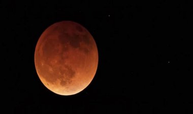 14 मार्च को लगेगा चंद्र ग्रहण, करीब साढ़े तीन घंटे तक चलेगा