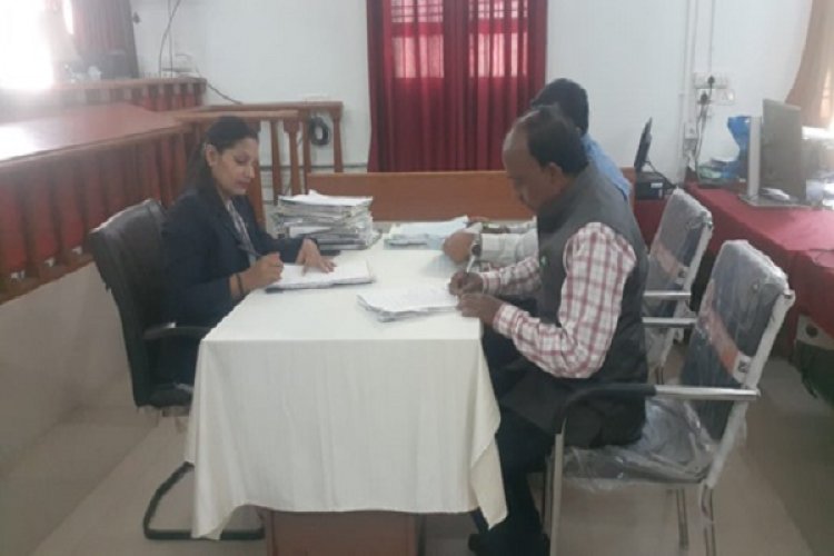 व्यवहार न्यायालय बगीचा में राष्ट्रीय लोक अदालत सम्पन्न, 430 प्रकरणों का हुआ निराकरण