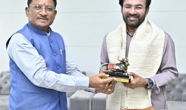 मुख्यमंत्री श्री विष्णु देव साय से केंद्रीय कोयला एवं खान मंत्री श्री जी. किशन रेड्डी ने सौजन्य मुलाकात की