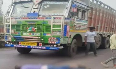 ट्रक ने रौंदा, बाइक सवार की मौत