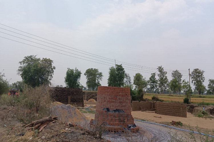किसकी शह पर चल रहे जिले में अवैध ईंट भट्टे