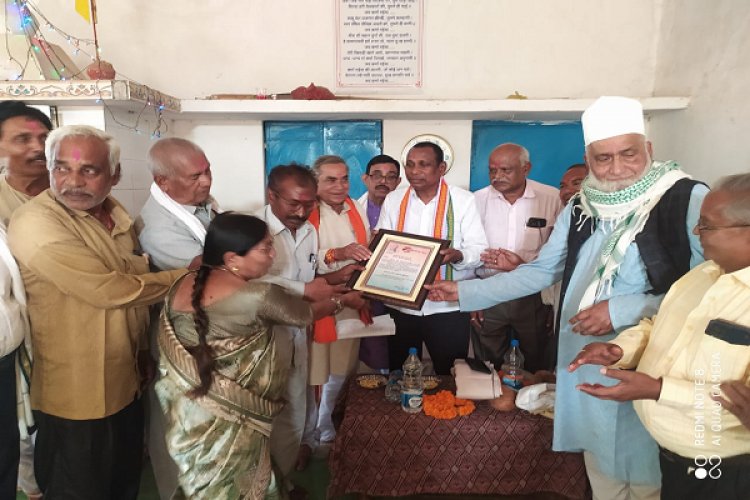 छत्तीसगढ़ पेंशनर समाज मैनपुर का प्रथम स्थापना दिवस एवं सम्मान समारोह हर्षोल्लास से संपन्न