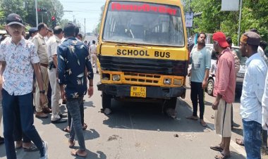 भोपाल के लाल बत्ती चौक पर तेज रफ्तार स्कूल बस ने मचाया कोहराम, कई वाहनों को मारी टक्कर