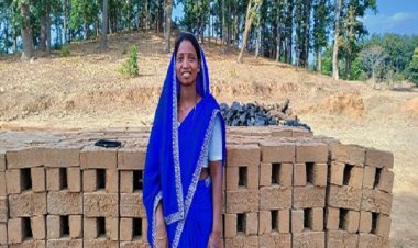 संघर्ष से सफलता तक सरिता बाई ने मिट्टी के ईंट बनाकर लिखी अपनी सफलता की कहानी