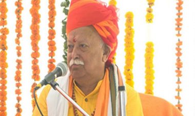 विश्व कल्याण के लिए शक्ति आवश्यक, भारत का कर्तव्य धर्म सिखाना : मोहन भागवत