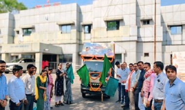 किशोरी बालिका योजना के प्रचार-प्रसार रथ को किया गया रवाना