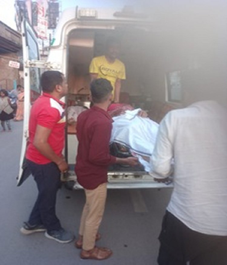 तेलीबांधा में मॉर्निंग वॉक बना मौत का सफर, तेज रफ्तार कार से महिला की मौत, तीन घायल