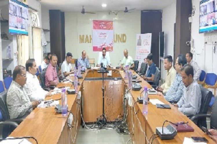 कलेक्टर ने ली समाधान शिविर की तैयारी को लेकर बैठक