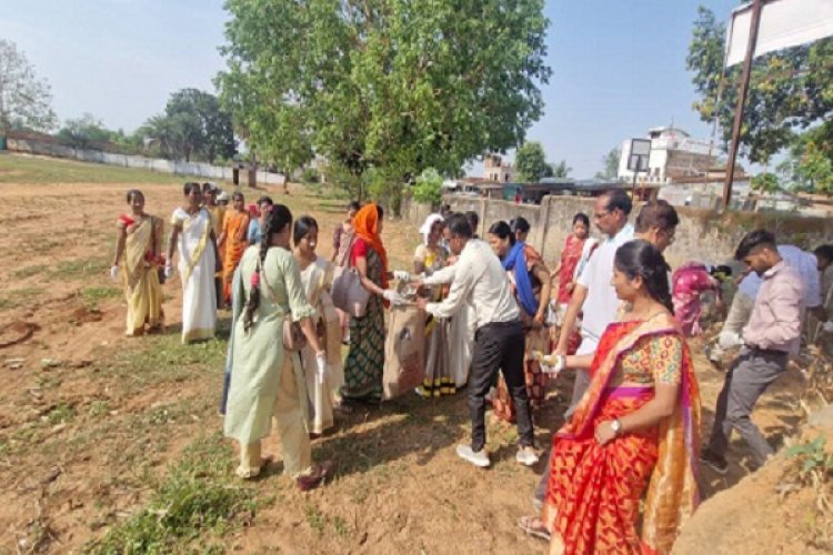 नदी तालाबों की साफ-सफाई करके किया जा रहा संरक्षित