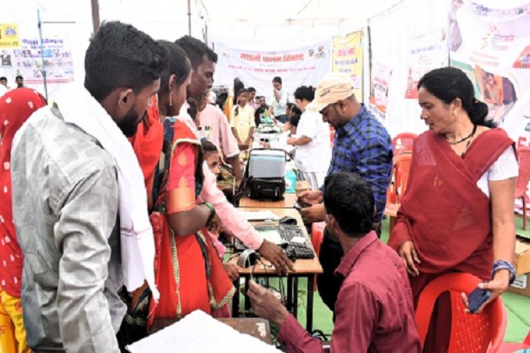 कोटागांव और नगर पंचायत गुण्डरदेही में आयोजित समाधान शिविर में हितग्राहियों को मिली सौगात