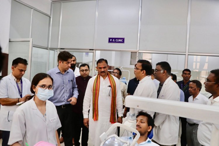 स्वास्थ्य मंत्री ने किया दंत चिकित्सा महाविद्यालय का निरीक्षण