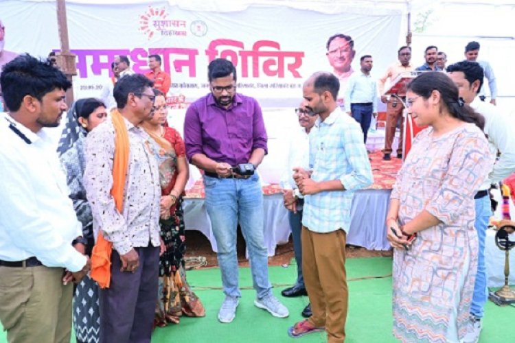 सहकारी समितियों में किसानों को माईक्रो एटीएम की मिल रही सुविधा