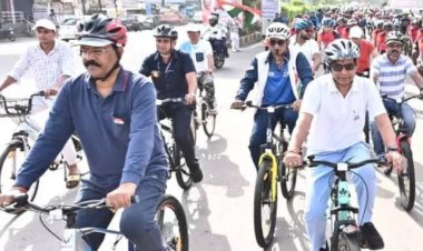 रायपुर में मंत्री और विधायकों ने मनाया विश्व साइकिल दिवस