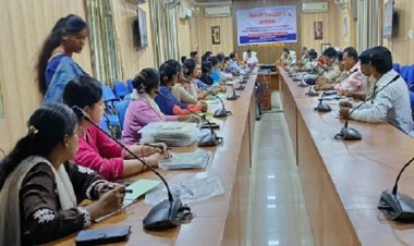 लंबित प्रकरणों के शीघ्र निराकरण के लिए जिला स्तरीय संवेदीकरण कार्यशाला संपन्न