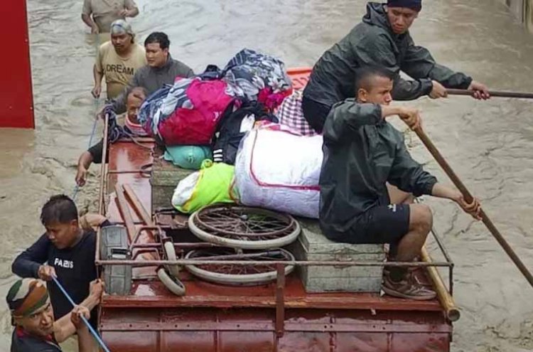 मूसलाधार बारिश का कहर, नॉर्थ-ईस्ट में अब तक 25 मौत, बाढ़-लैंडस्लाइड ने भी मचाई तबाही