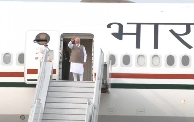 पीएम मोदी साइप्रस के लिए रवाना, करेंगे तीन देशों की यात्रा