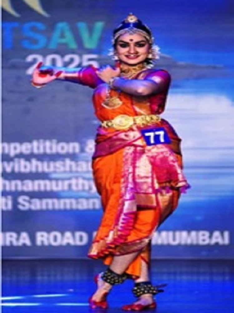 बीएसपी कर्मचारी की बेटी आद्या को मुख्यमंत्री ने किया सांस्कृतिक उत्कृष्टता के लिए सम्मानित