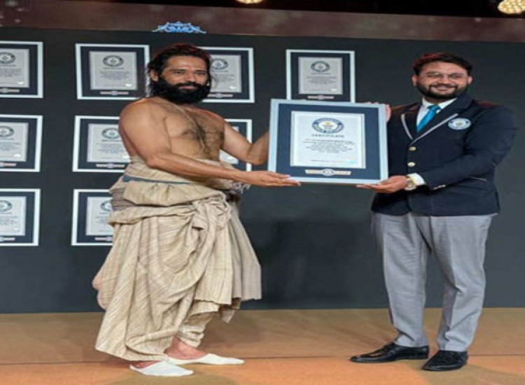 अंतरराष्ट्रीय योग दिवस पर अक्षर योग केंद्र ने बनाए 12 गिनीज वर्ल्ड रिकॉर्ड
