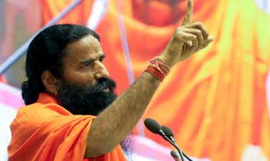 मुस्लिम समुदाय के लोगों को अपने मुस्लिम होने पर गर्व होना चाहिए : रामदेव