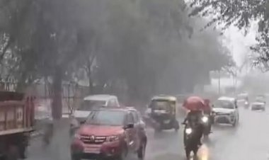 भारी बारिश के बीच आज के लिए ऑरेंज और येलो अलर्ट जारी