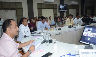 बारिश के मौसम को देखते हुए संबधित विभाग आवश्यक तैयारियां रखें : डॉ गौरव सिंह