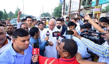 चैतन्य बघेल की गिरफ्तारी पर कांग्रेस का हंगामा, विधानसभा की कार्यवाही का बहिष्कार