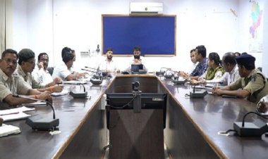 मानव-हाथी द्वंद रोकने समीक्षा बैठक