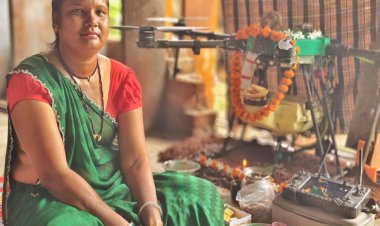 हरेली तिहार में बालोद की ड्रोन दीदियों में दिखी आधुनिकता की झलक