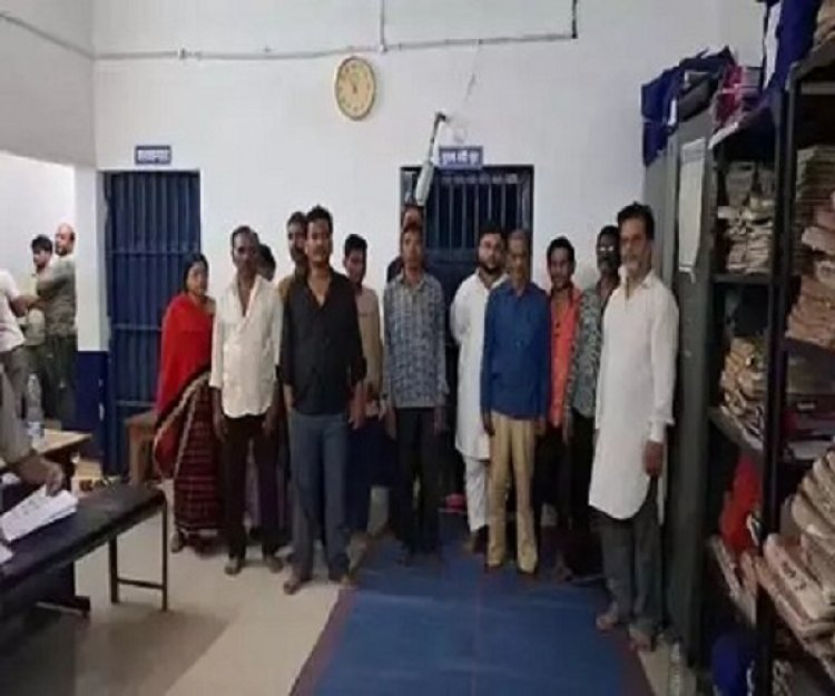 हटरी बाजार में पुलिस की रेड, 10 जुआरी गिरफ्तार