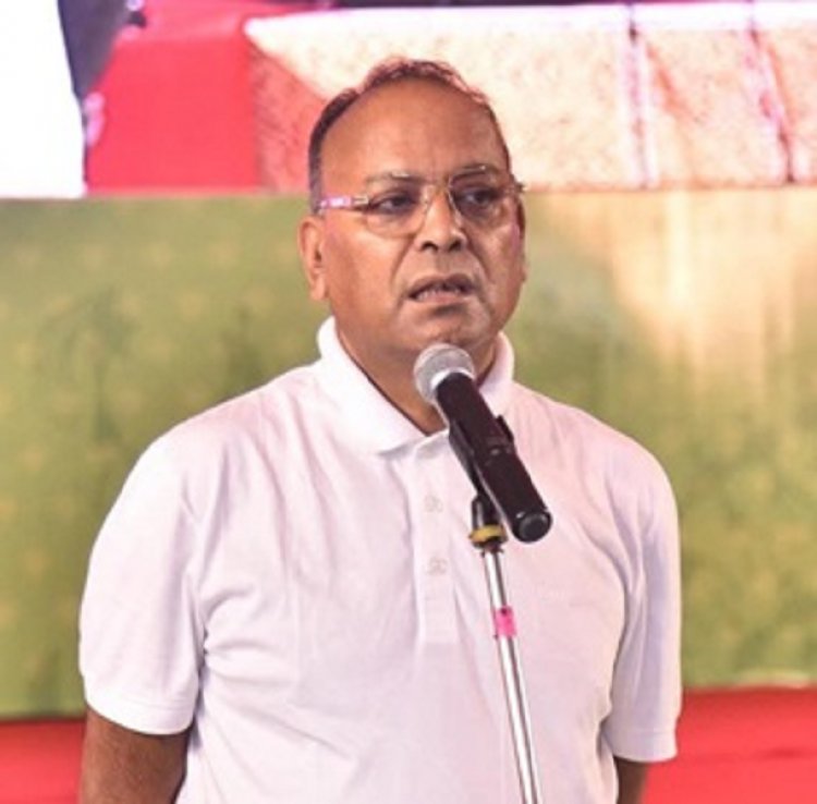 जो स्थान शरीर में प्राण का होता है, वही स्थान राष्ट्र में विराट का है: चंद्राकर