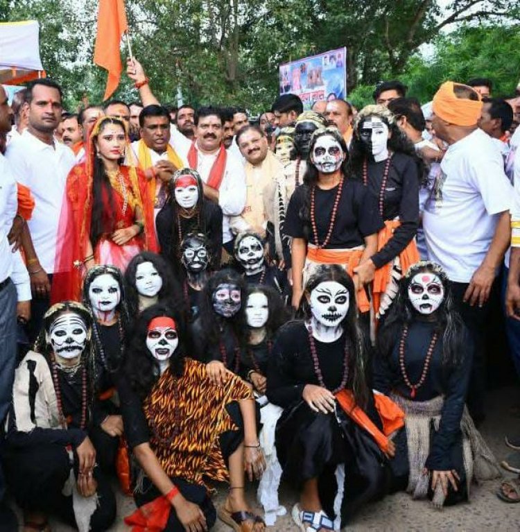 कस्तूरबा विद्यालय की झांकी व शिव तांडव ने भोरमदेव पदयात्रा को बनाया ऐतिहासिक