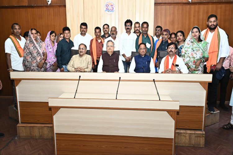 राजनांदगांव के नागरिक प्रतिनिधिमंडल ने की मुख्यमंत्री से सौजन्य भेंट:प्रयास विद्यालय, नालंदा परिसर सहित विभिन्न विकास कार्यों के लिए जताया आभार