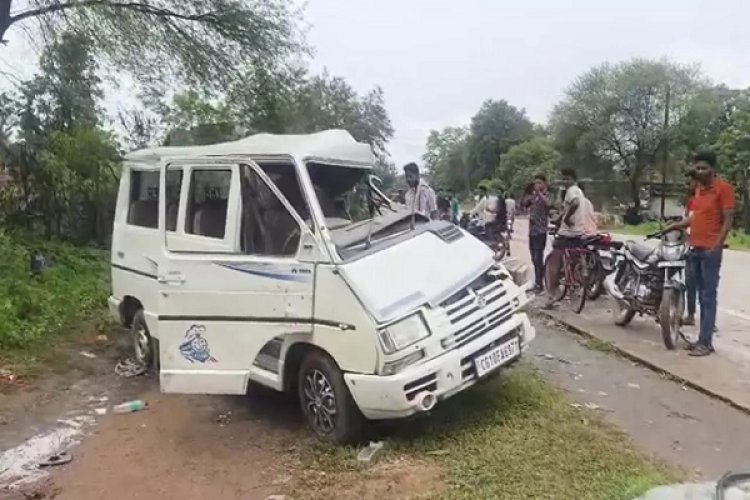 सड़क हादसे में शिक्षक-छात्र समेत 7 घायल, 2 गंभीर...