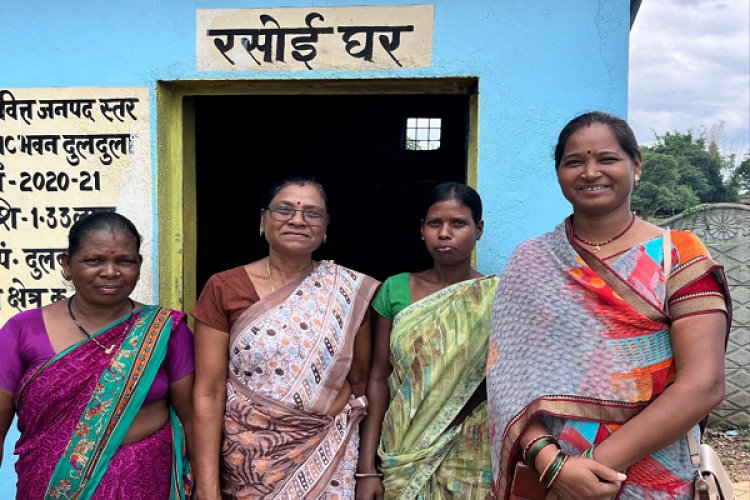 आशा समूह की महिलाएं बनीं आत्मनिर्भरता की मिसाल