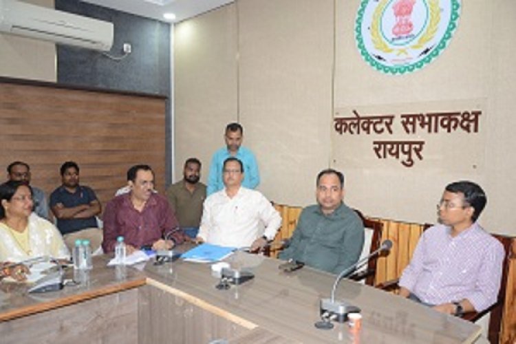 व्यापम द्वारा आगामी परीक्षाओं के मद्देनज़र कलेक्टर ने ली बैठक