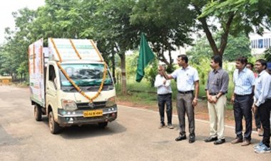 सौर ऊर्जा को बढ़ावा देने जागरूकता वाहन रवाना