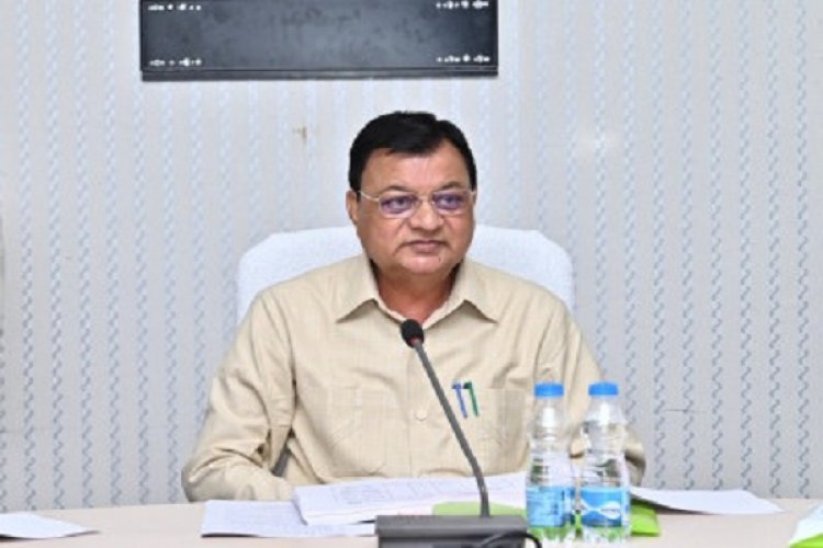 कारखानों में श्रमिकों के नियमित स्वास्थ्य जाँच में नहीं चलेगी मनमानी