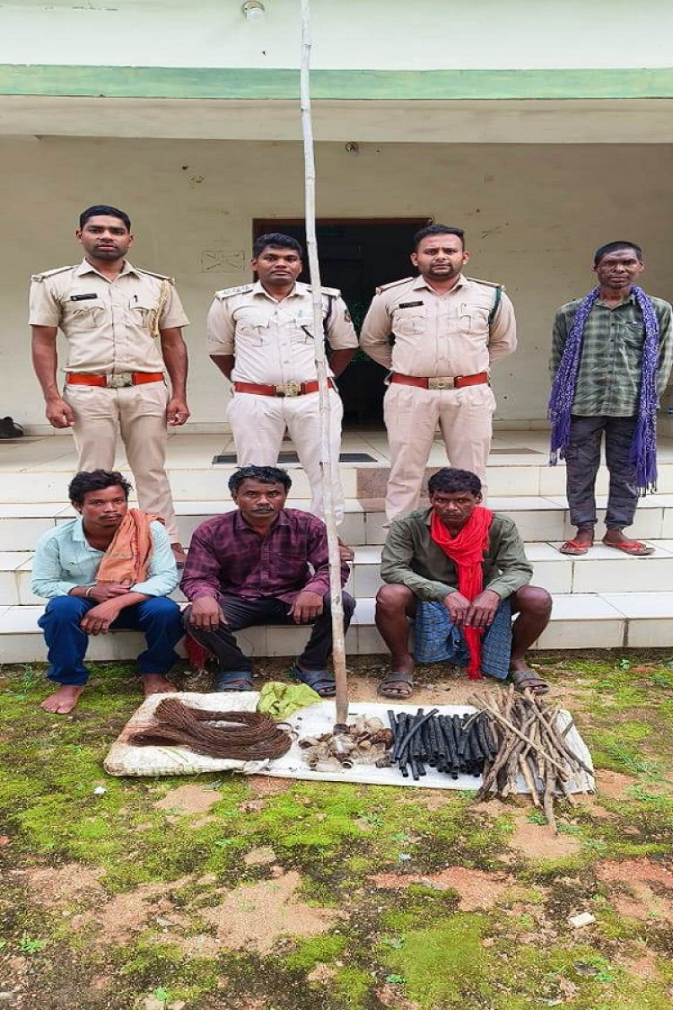 शिकार के पूर्व तीन शिकारी गिरफ्तार