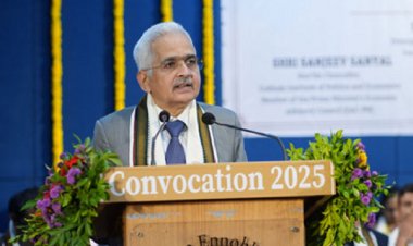 वैश्विक अनिश्चितता के बीच भारत मजबूती का कर रहा प्रदर्शन : शक्तिकांत दास