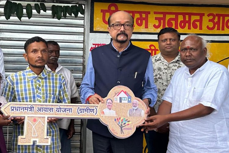 रायपुर : पहाड़ी कोरवा जनजातीय परिवारों को मिल रहा सपनों घर